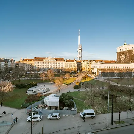 Royal Square View * 프라하